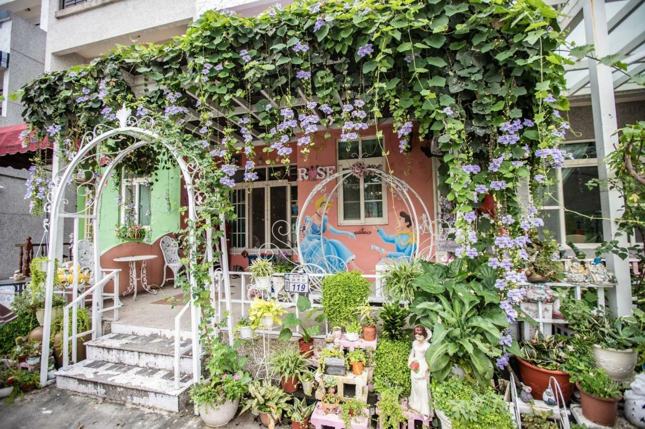 Apartament Rose Castle T'ai-tung Pokój zdjęcie