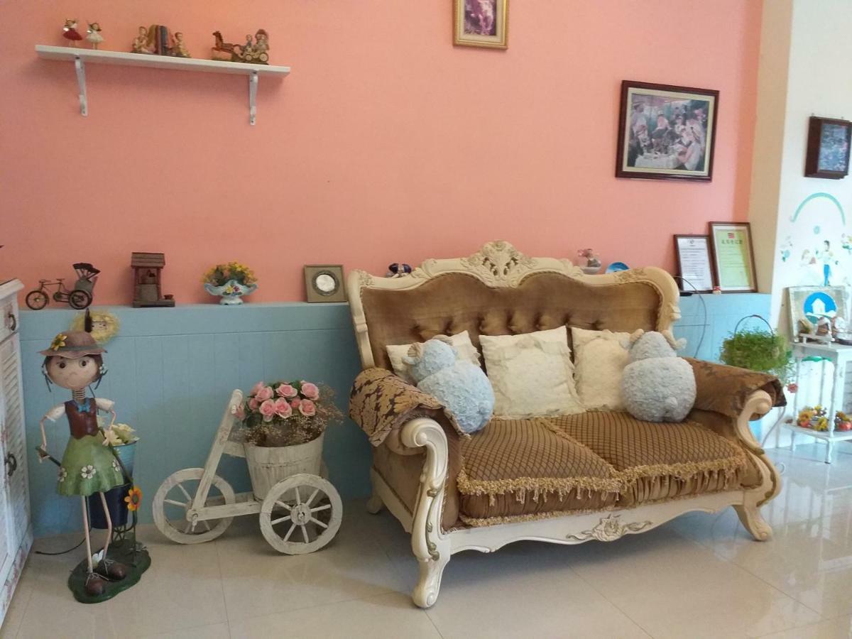 Apartament Rose Castle T'ai-tung Zewnętrze zdjęcie